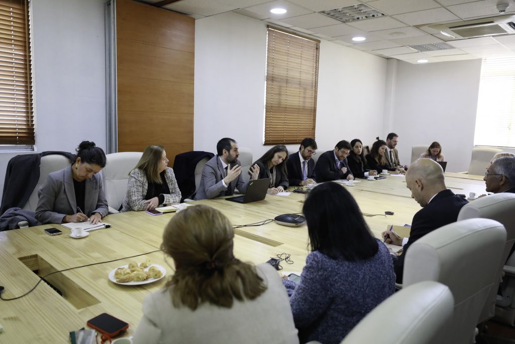 Ministro de Hacienda se reúne con directores ejecutivos del Grupo del Banco Mundial