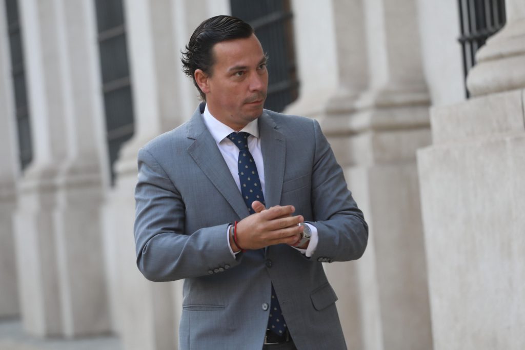 Vocero de Kaiser, Cristián Labbé, asegura que equipo de Matthei 