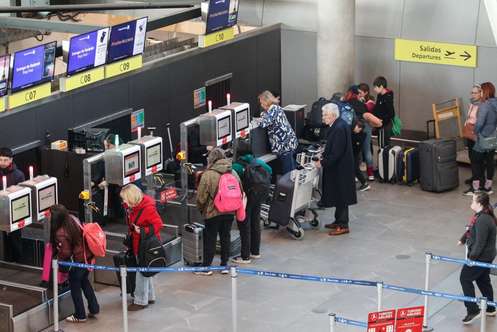 Transporte aéreo en Fiestas Patrias: más de 500 mil personas viajarían dentro y fuera del país