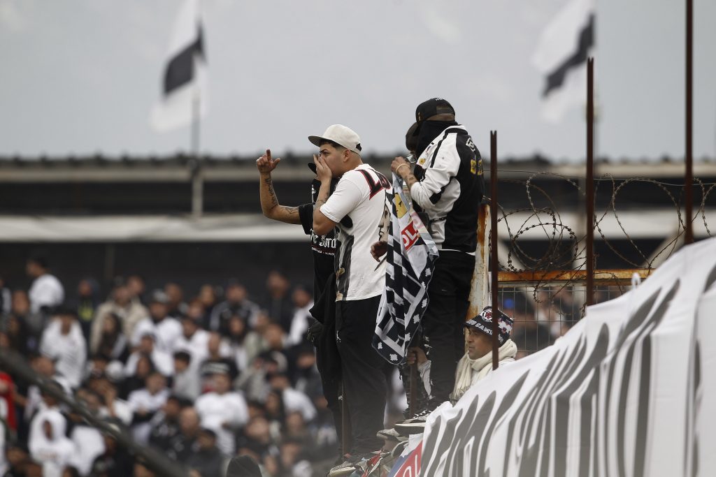 Supercopa chilena en riesgo tras tragedia en el Monumental