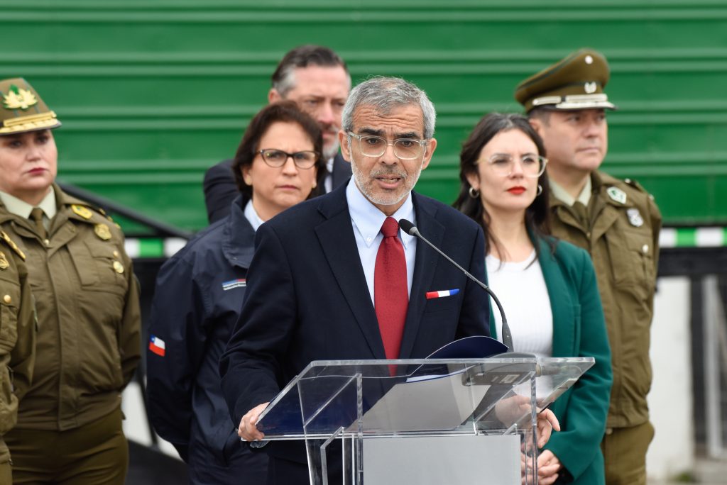 Ministro de Seguridad tras turbazos: “armarse no es una buena solución contra la delincuencia”