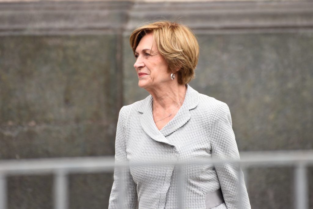 Matthei aborda dichos de Chomalí sobre aborto y eutanasia: 