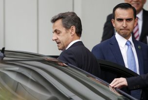 Expresidente de Francia es condenado a cinco años de cárcel por conspiración criminal