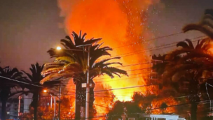VIDEO | Hinchas de la U provocan incendio afuera del hotel de concentración en La Serena