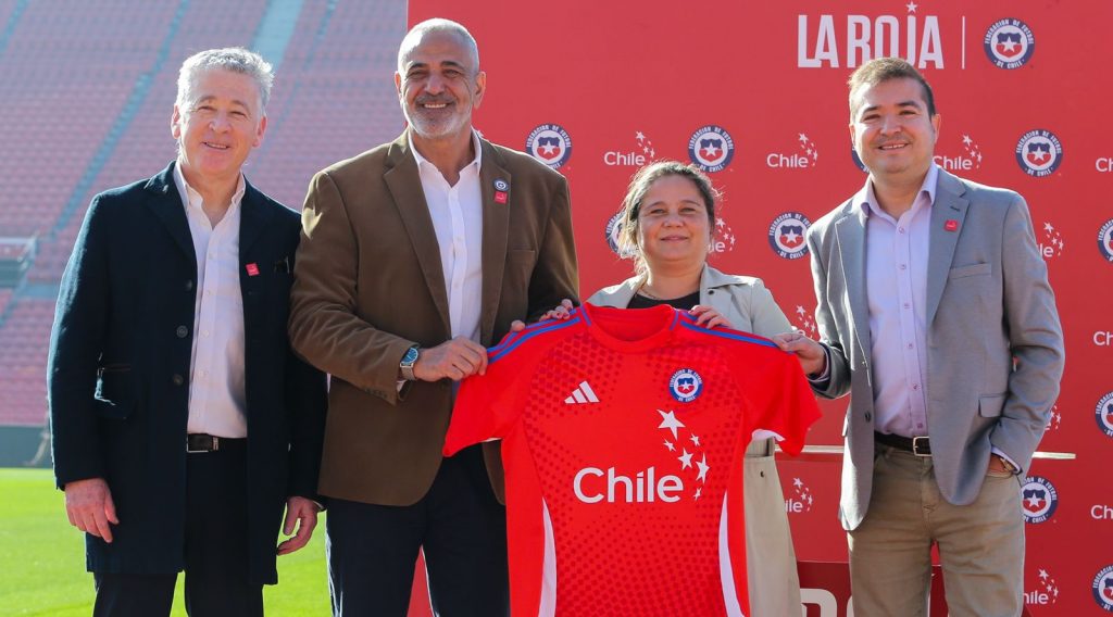 La Roja e Imagen de Chile sellan alianza para proyectar al país en el marco del Mundial Sub 20