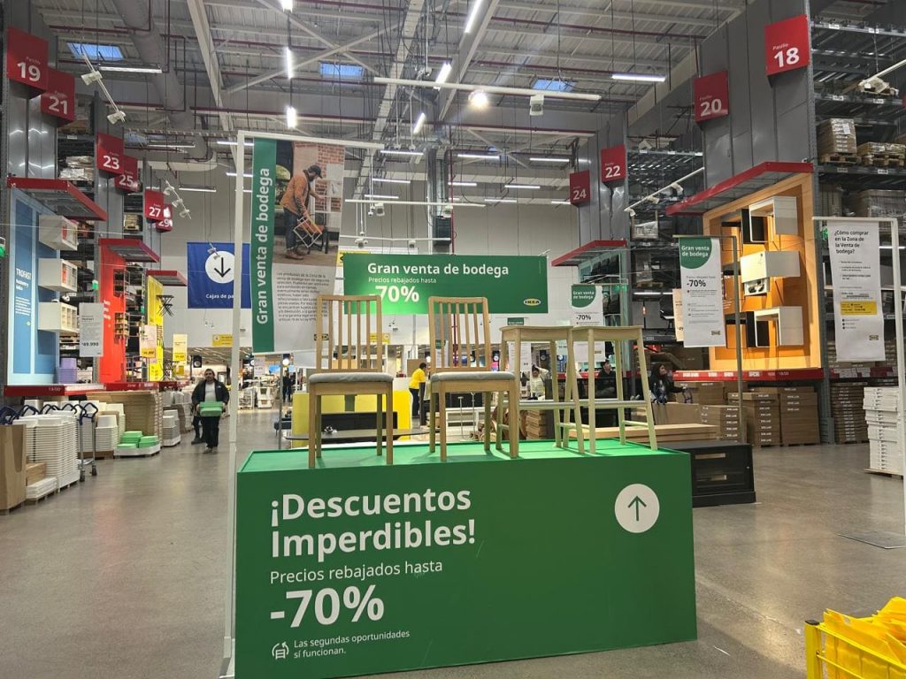 Reconocida marca ofrece hasta 70% de descuento en su venta de bodega