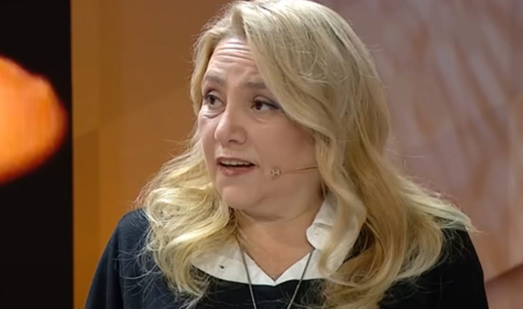 Latife Soto alerta: “este último trimestre va a traer lutos mundiales”