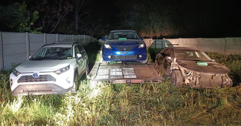 Carabineros recupera tres vehículos robados y detiene a un sujeto por receptación en Paine