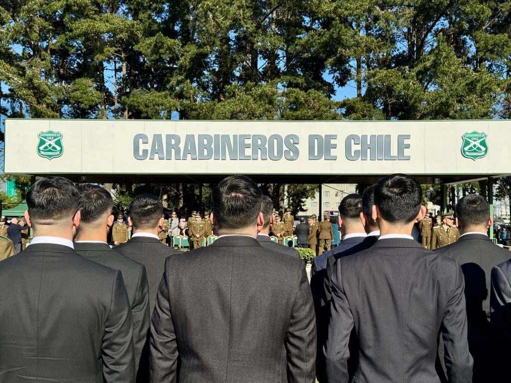 Carabineros abre más de 40 vacantes para personal civil: requisitos y plazo de postulación acá