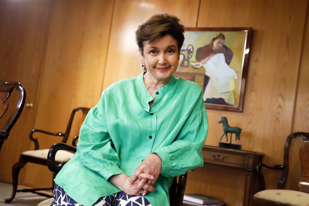 Paulina Urrutia sorprende con emotivo regreso a Canal 13 después de dos décadas