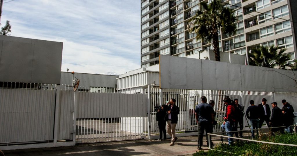 Robo en Labocar: Sujetos ingresaron mediante un forado desde local vecino