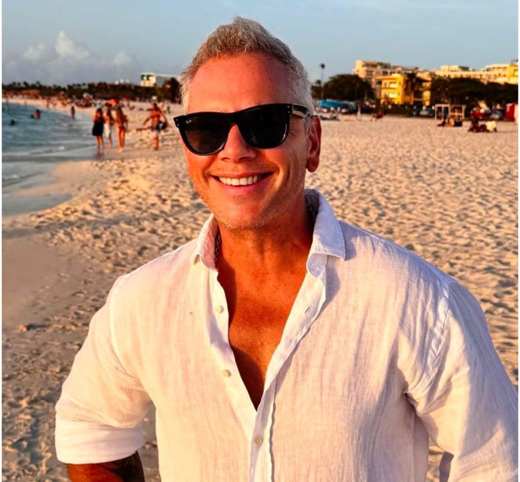 Un momento inolvidable: José Miguel Viñuela celebra con alegría el hito de su hijo