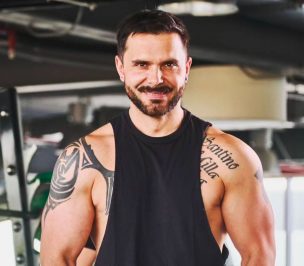 ¿Álvaro Ballero en Tinder? La insólita publicación que enciende las redes