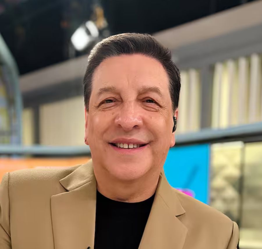 Julio César Rodríguez sorprende con su nuevo rostro tras innovador procedimiento estético