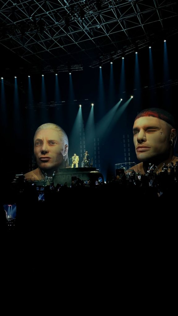 Ca7riel y Paco Amoroso conquistan Chile con espectáculo y energía imparable