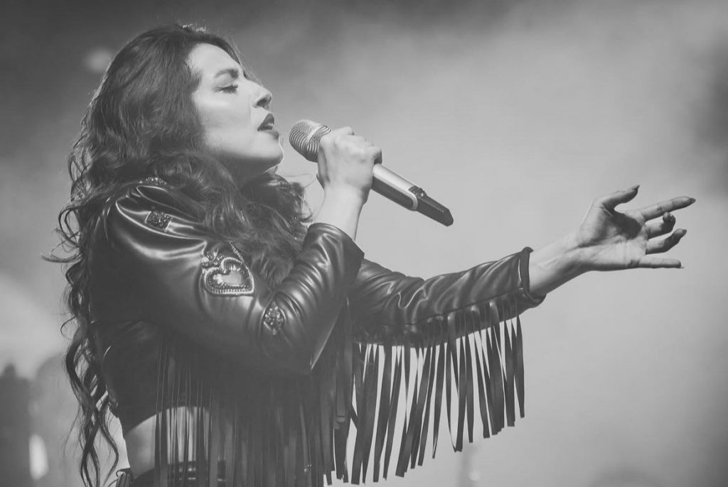 Emotivos gestos acompañan a María José Quintanilla en su duro momento personal