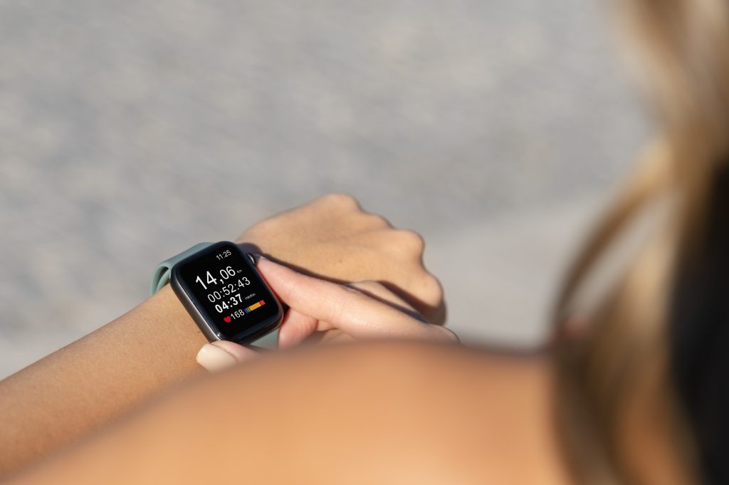 Apple Watch lo delató: El curioso método con el que un joven descubrió un engaño
