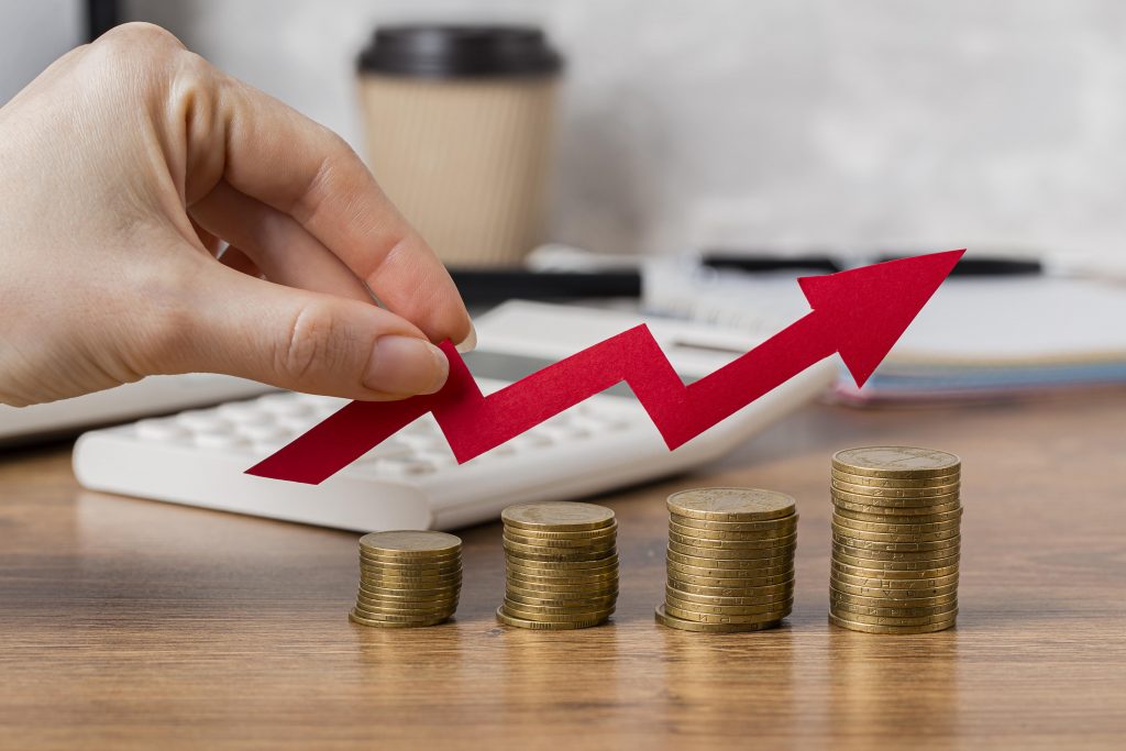Dólar se mantiene bajo los $970 y la UF bordea los $39.500 este martes 9 de septiembre