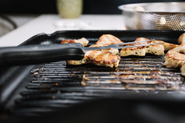 “Mujeres al fuego”: Cursos de parrilla para mujeres toman fuerza y rompen estereotipos en la gastronomía