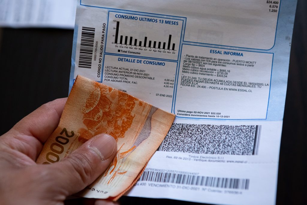 Transelec restituirá $135 mil millones por sobrecobros en tarifas eléctricas