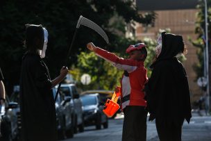 Halloween: En qué fijarse al comprar máscaras, disfraces y pinturas