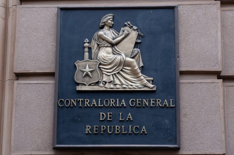 Contraloría detecta grave déficit en Aduana de Iquique: Sólo fiscalizaron 1,47% de las importaciones