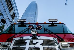 Emergencia en Costanera Center: activan protocolos y reabren mall parcialmente