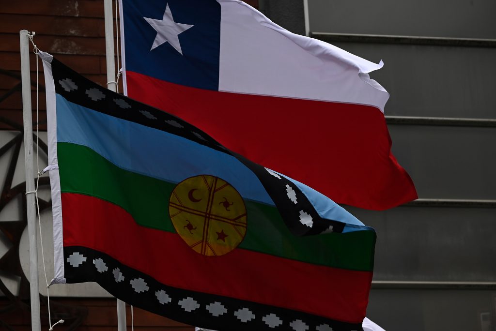 Ataque armado en Ercilla deja dos heridos y lienzo con consignas por causas mapuche