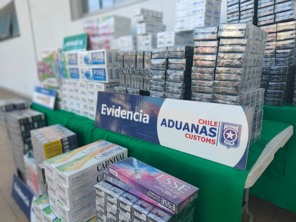 Incautan más de 7 mil cajetillas de cigarrillos ilegales en casa de Arica