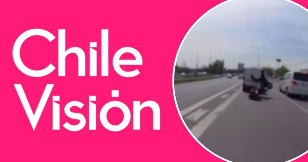 “Aterrizaje de superhéroe”: Comentarista de CHV sufrió violento choque en moto y compartió video