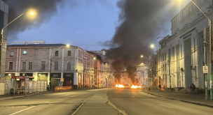 Portuarios en Valparaíso levantan barricadas en protesta por conflicto laboral
