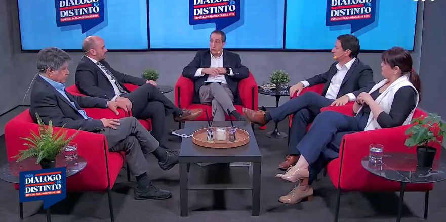 Con Diálogo es Distinto: los desafíos de la región de Valparaíso con candidatos al Senado