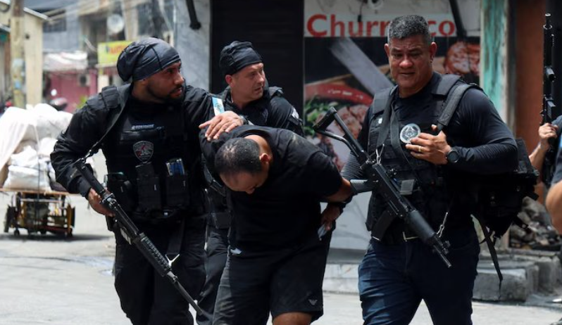 Operativo récord en Brasil: al menos 64 muertos y 81 detenidos en redada contra el narcotráfico