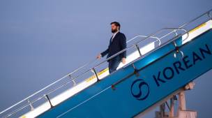Presidente Boric llega a Corea del Sur para impulsar comercio e inversiones bilaterales