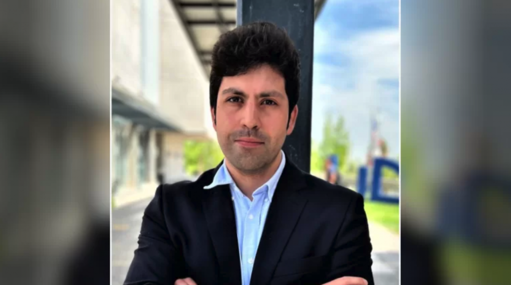 Coordinador económico de Kaiser explica el plan para eliminar 16 ministerios: