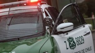 Delincuentes quedan atrapados en vehículo volcado tras fallido robo en Viña del Mar