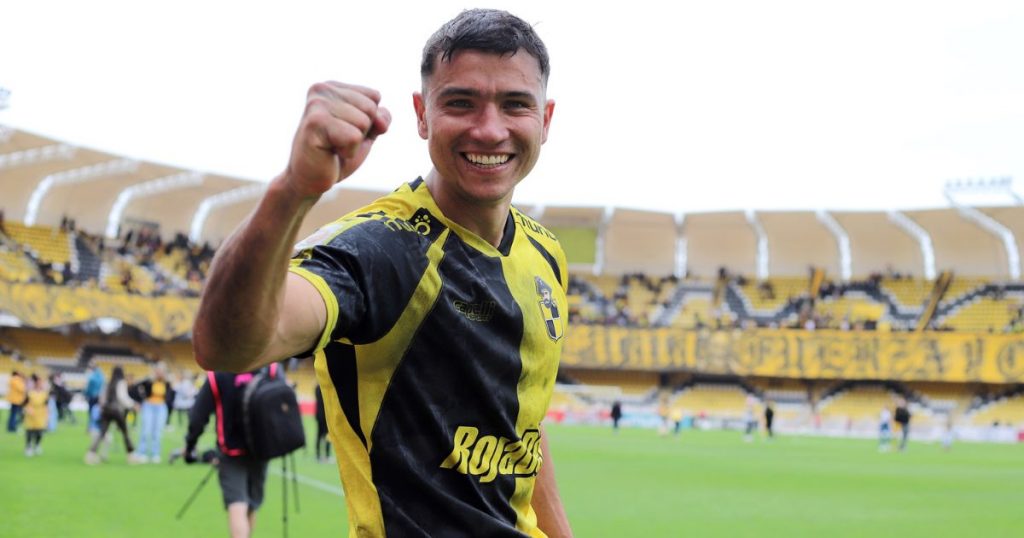 Coquimbo Unido vence por la cuenta mínima a Colo-Colo y se acerca a su primer título