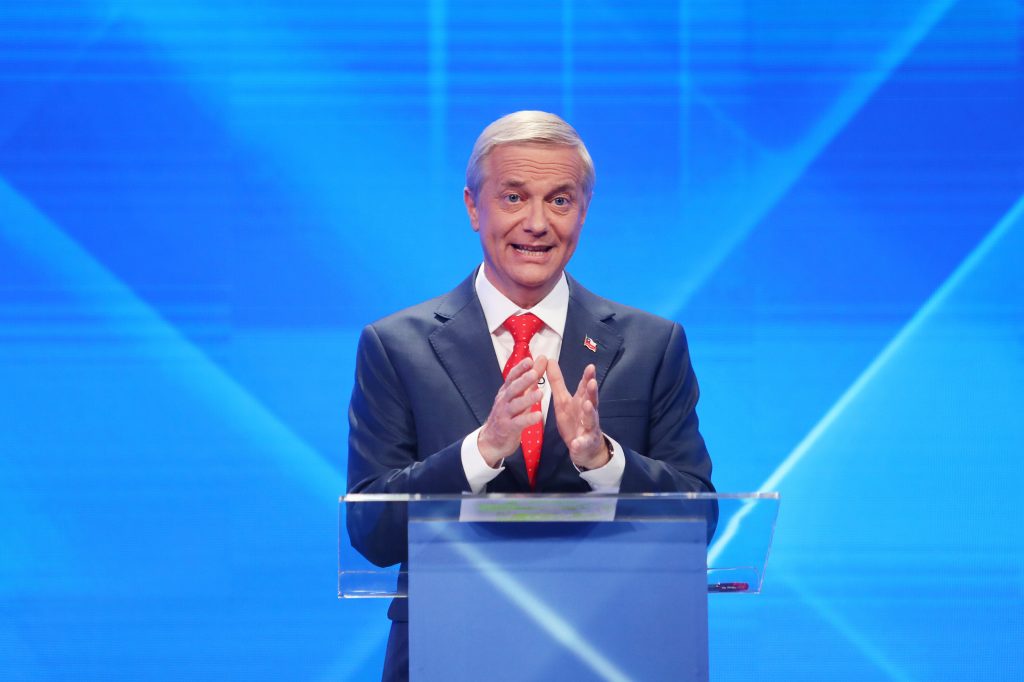 Kast aclara su postura frente a anticoncepción: