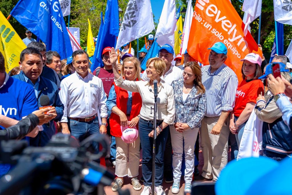 Evelyn Matthei inició gira por la región del Biobío con foco en seguridad y desarrollo regional