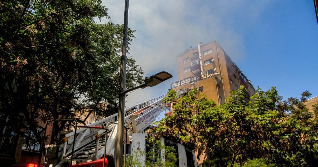 Incendio estructural afecta a cité de Barrio Yungay: Se declaró tercera alarma de incendio