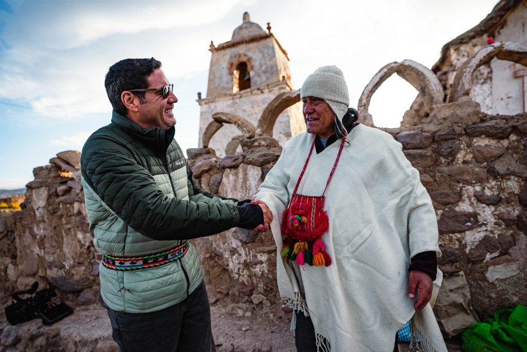 Regresa “Lugares que hablan”: Pancho Saavedra se adentra en los rincones más desconocidos de Chile