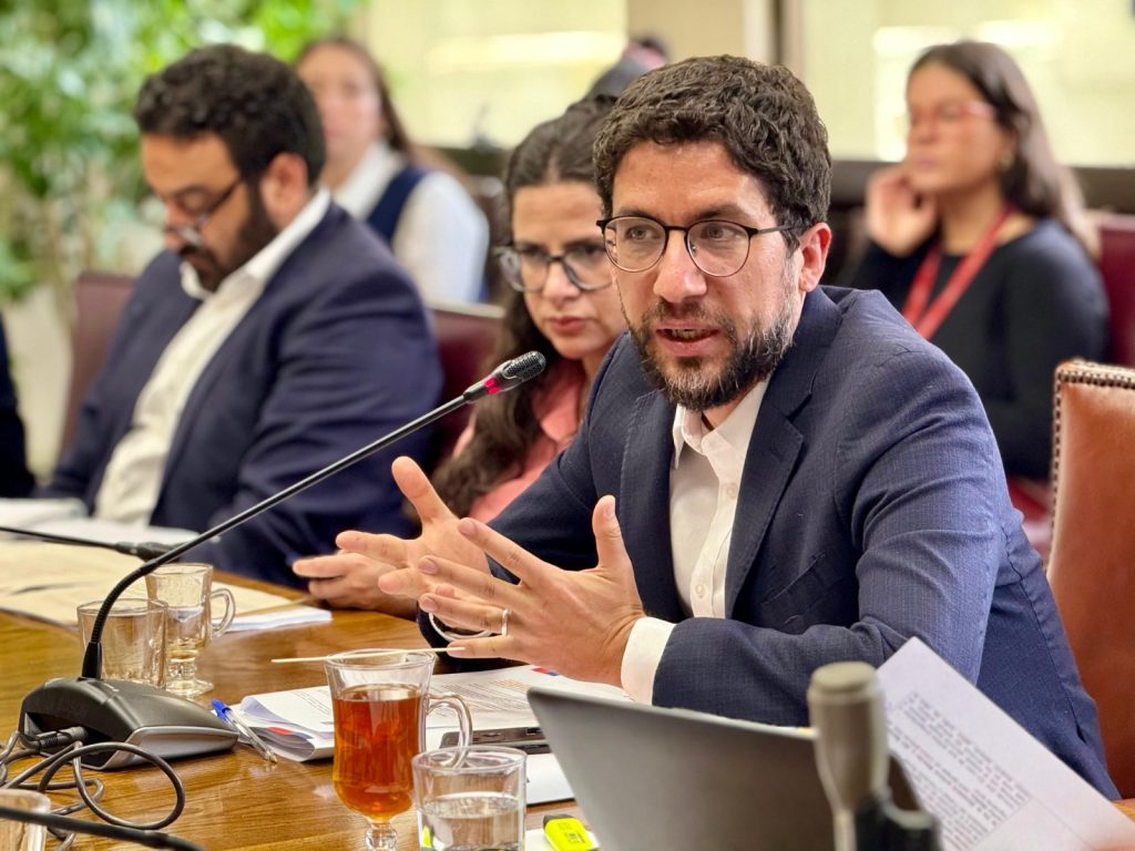 Con la aprobación del Fondo Mixto en la Comisión de Trabajo del Senado: avanza el Proyecto de Sala Cuna para Chile