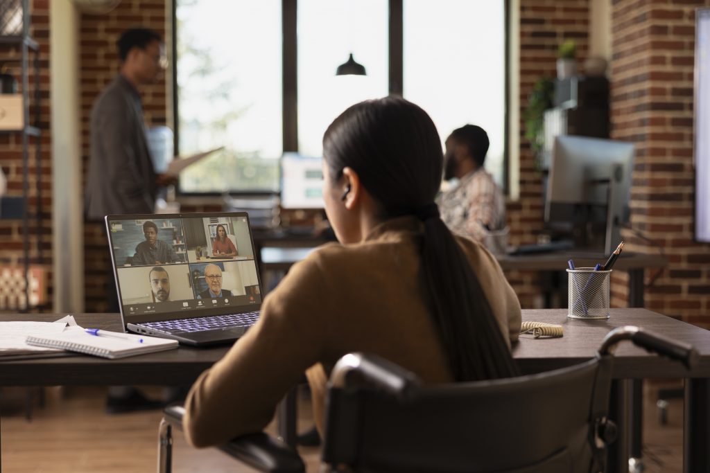 Feria laboral virtual ofrece más de 13 mil empleos desde este lunes