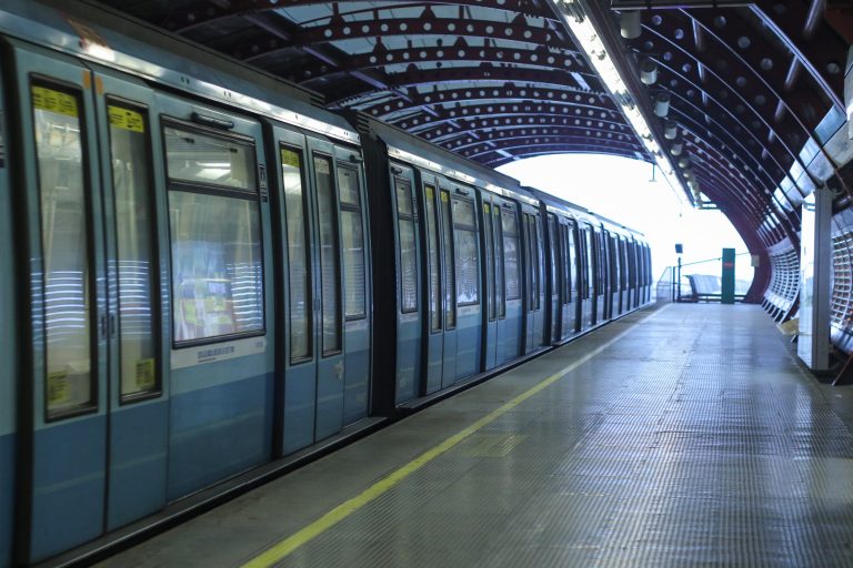 Metro reporta tres estaciones sin servicio en Línea 1: Revisa los detalles