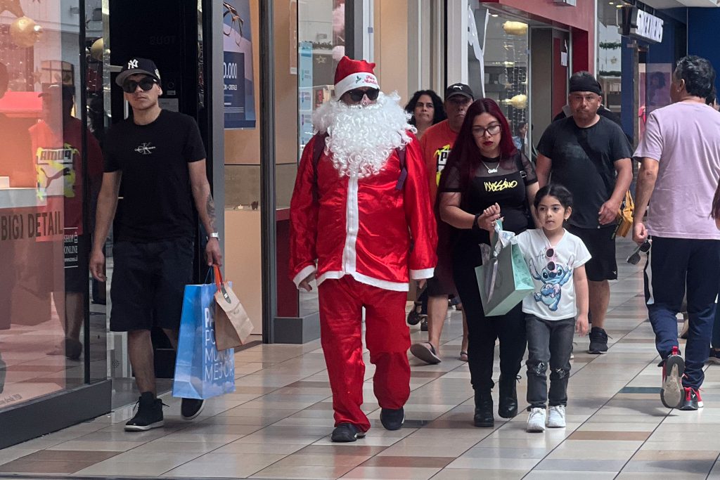 Aguinaldo de Navidad: Revisa si te corresponde el beneficio y los requisitos para recibirlo en diciembre