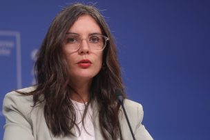 Ministra Vallejo anuncia que Boric entregará un mensaje al país al cierre de la jornada electoral