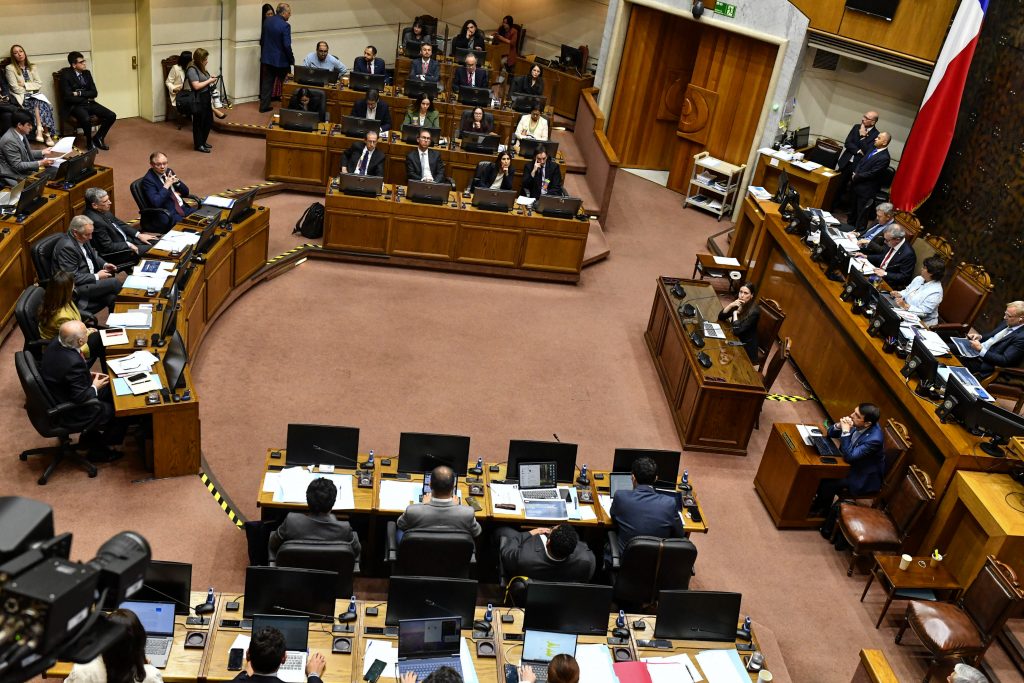 Parlamentarias 2025: Estos son los cinco senadores electos en Valparaíso