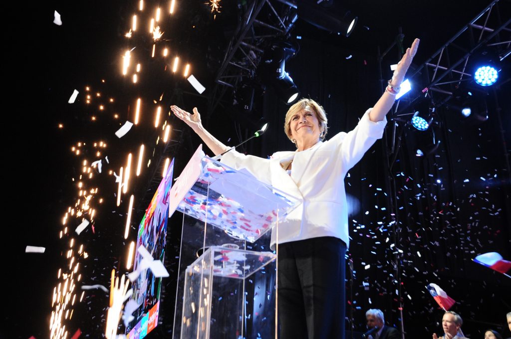 Matthei afina su campaña: propone unidad en la derecha y crecimiento al 4 %