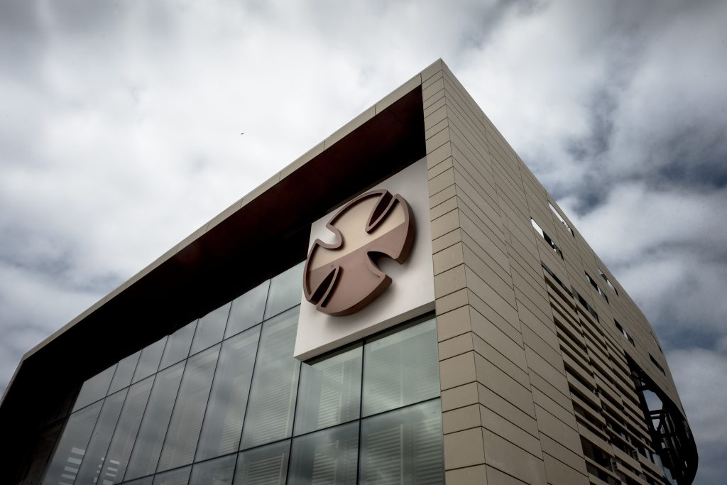 Familia Luksic compromete financiamiento para el Instituto de Antofagasta en Teletón