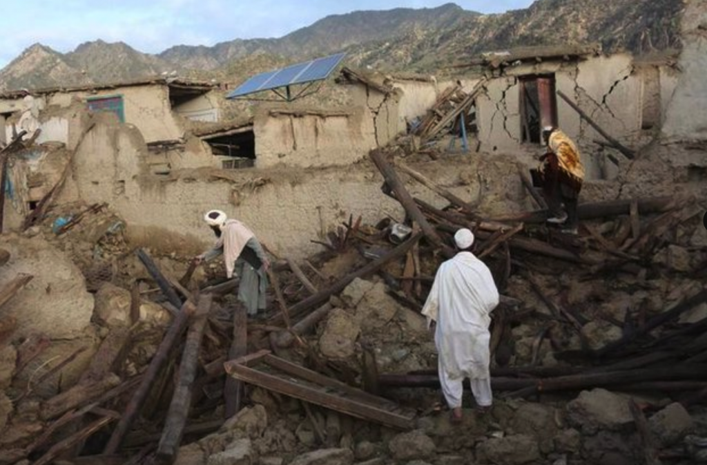 Terremoto 6,3 deja 20 muertos y más de 300 heridos en el norte de Afganistán